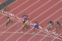 俄罗斯选手在田径项目中夺冠