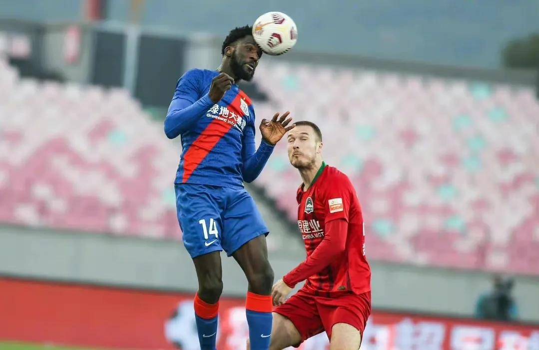 申花危困推向负荷，球员提前轮换备战全华班的简单介绍