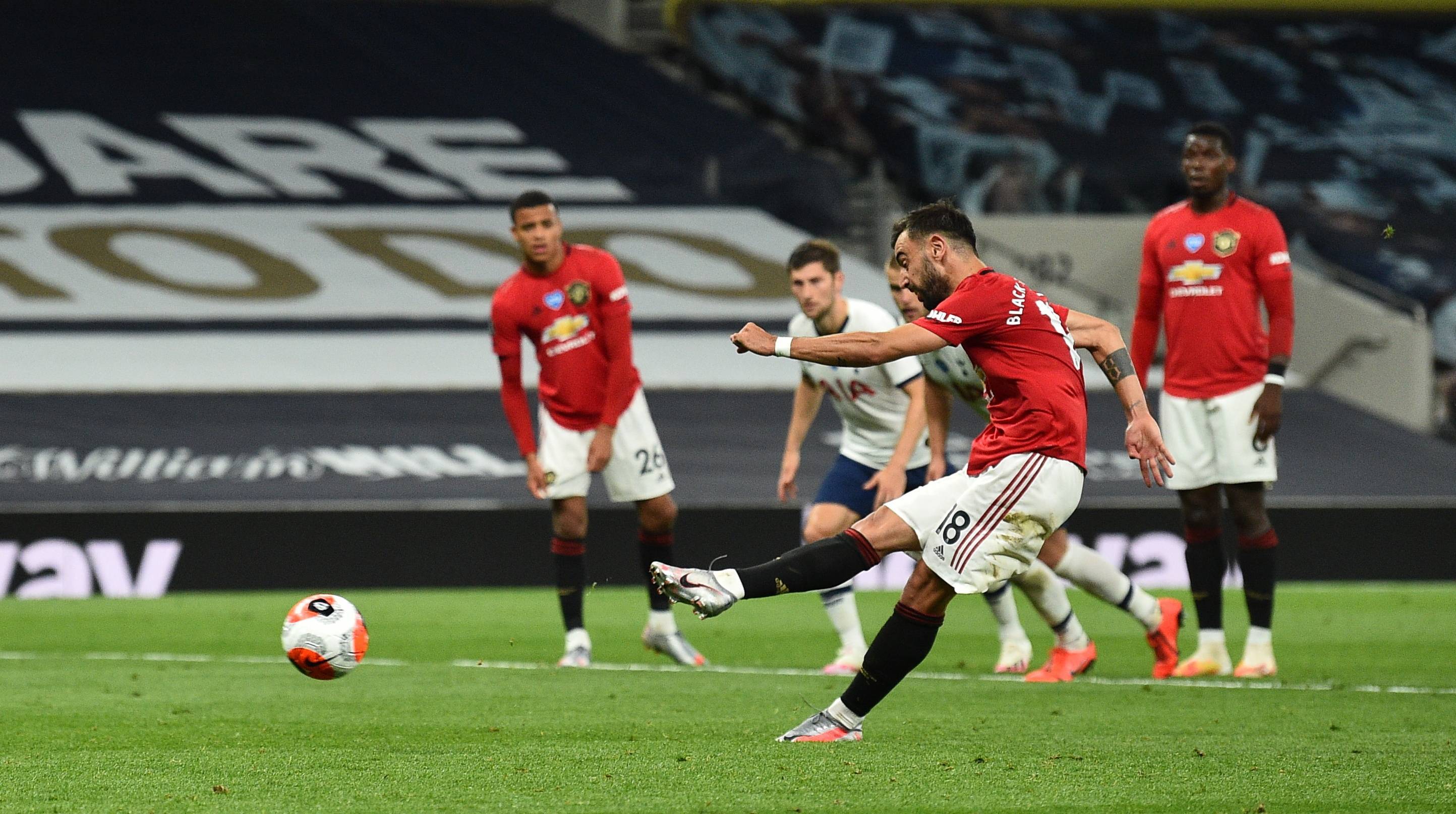 关于格拉纳达大获全胜,欧冠赛事路途坦荡的信息 关于格拉纳达大获全胜,欧冠赛事路途坦荡的信息