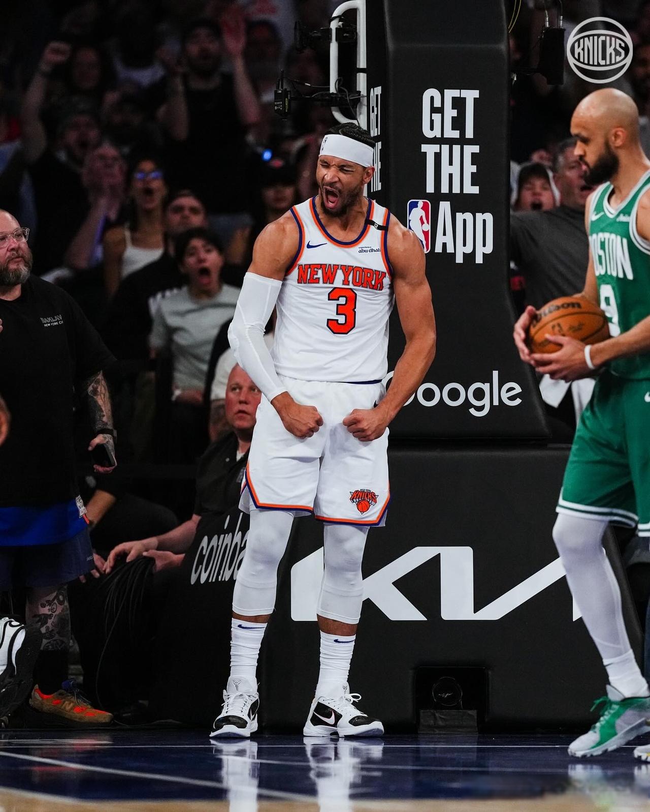 老鹰击败尼克斯,表现出色 老鹰击败尼克斯,表现出色