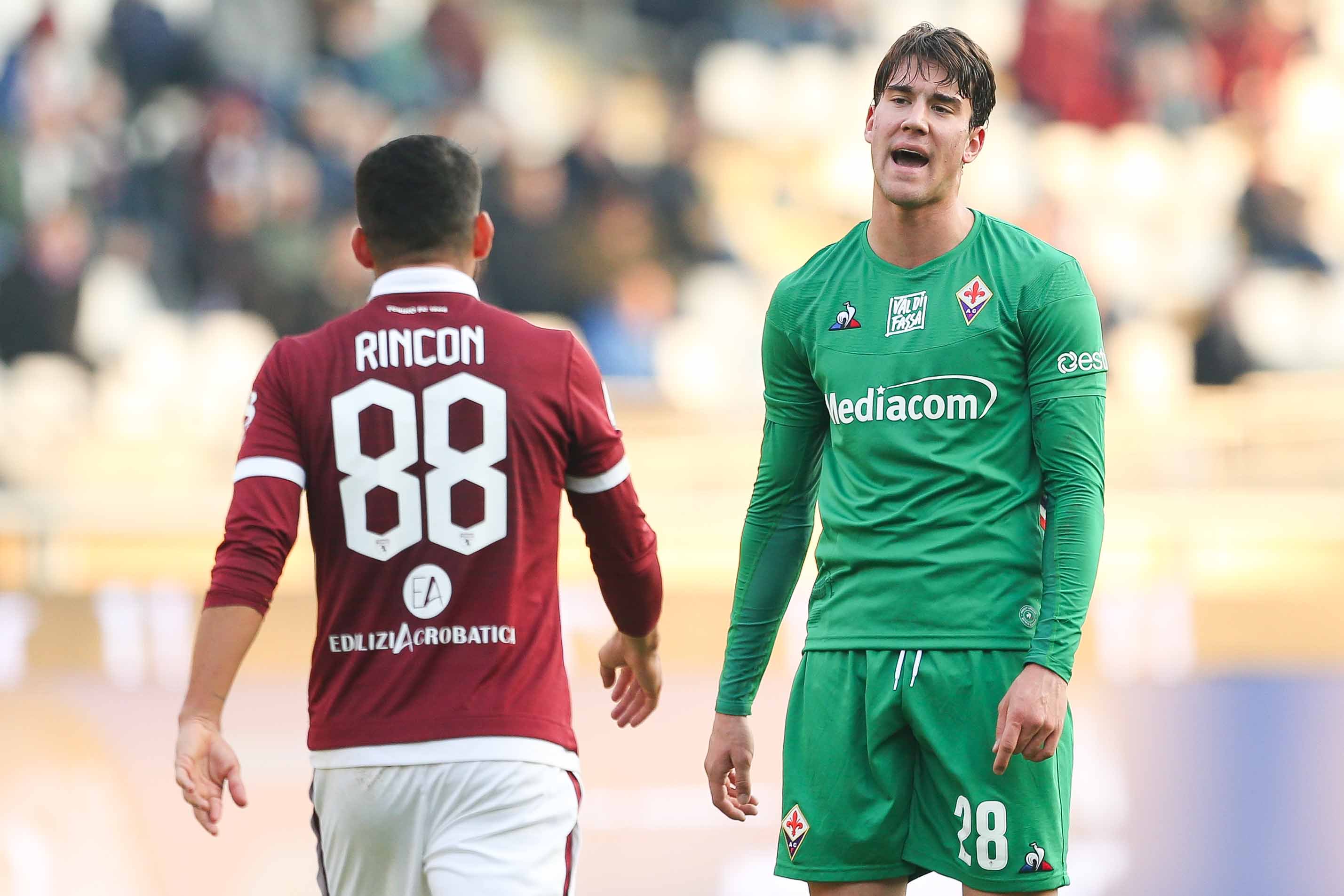 包含博洛尼亚主场失利，逼近降级区的词条